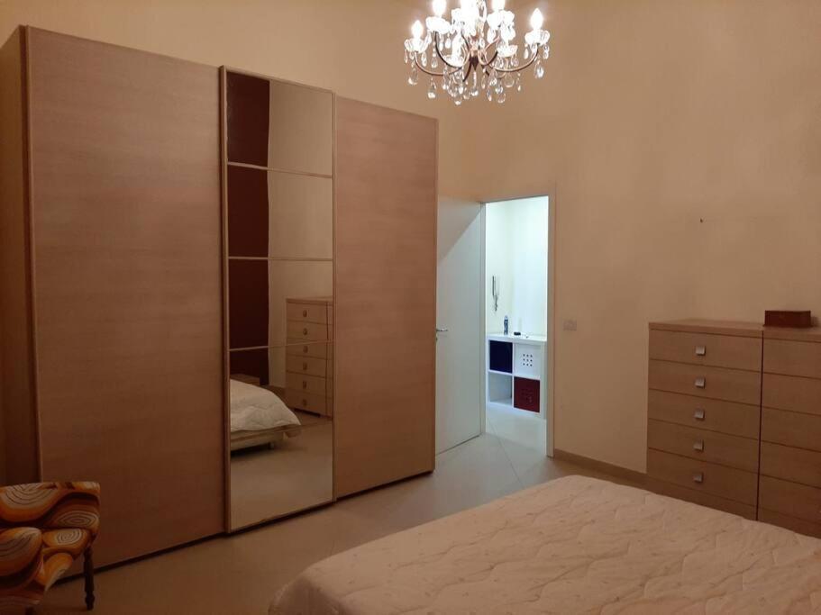 Chiara Home: Al Centro Di 卡塔尼亚 外观 照片